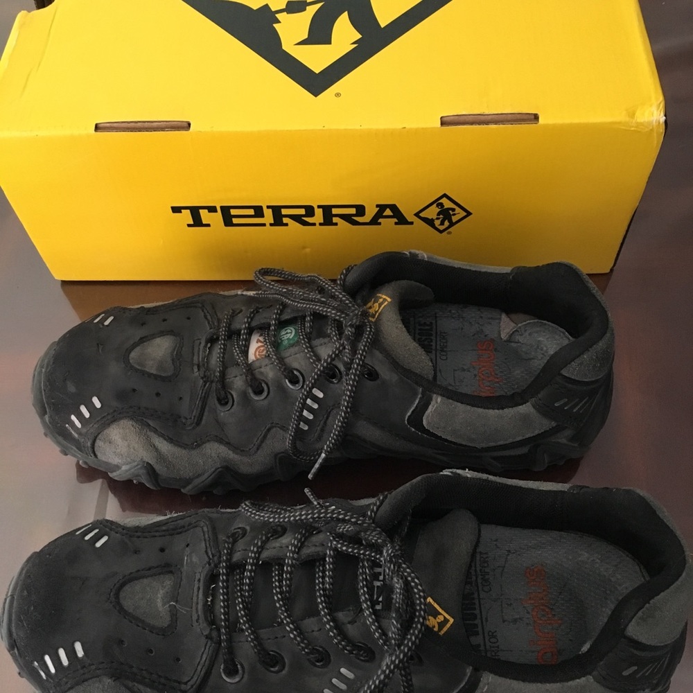 Men’s steel boot